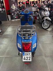 Piaggio Vespa GTS 300 2021-thumb-1