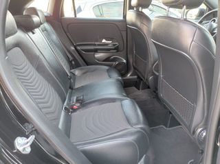 Mercedes-Benz GLA 250 2022 EQ Power 8G-DCT-thumb-24