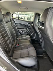 Mercedes-Benz GLA 180 2019 1.5dci Auto Business Ελληνικό-thumb-17