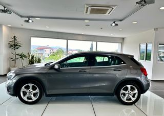 Mercedes-Benz GLA 180 2019 1.5dci Auto Business Ελληνικό-thumb-5