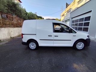 Volkswagen Caddy 2019 2.0 TDI cargo economy-thumb-2