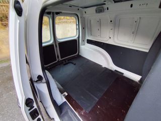 Volkswagen Caddy 2019 2.0 TDI cargo economy-thumb-15