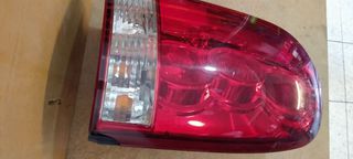 Φανάρι Πίσω Δεξιά --REXTON ( 2300cc --3200cc) - (Είχε ένα ράγισμα δείτε φωτογραφίες δεν μπαζι νερα)--MONT-2003-2008