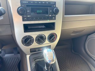 Jeep Compass 2007-thumb-17
