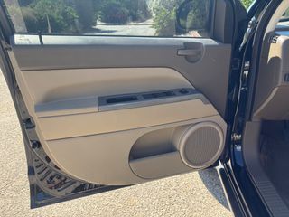 Jeep Compass 2007-thumb-20