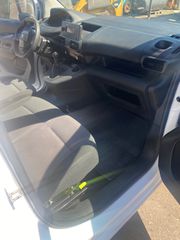 Κλούβα Peugeot 2020-thumb-8