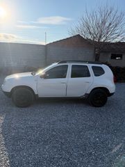 Dacia Duster 2011-thumb-6