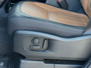 Land Rover Defender 2021 P400e X Dynamic Plug-in  Panorama/Meridian/Air Susp.-thumb-34