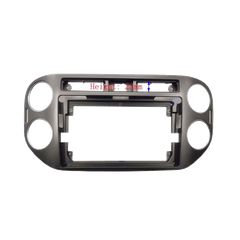 NAVTEC VW1010639 Πρόσοψη, Καλωδίωση & CANbus Box Για VW Tiguan Για Tablet 9″ (23mm alarm button)