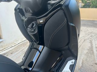 Yamaha XMAX 125 Tech Max 2022 Tech Max 125-thumb-6