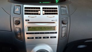 Toyota Yaris 2008 1.3 VVTI-thumb-4