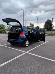 Toyota Corolla Verso 2002-thumb-8