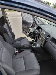 Toyota Corolla Verso 2002-thumb-16