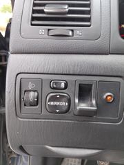 Toyota Corolla Verso 2002-thumb-21