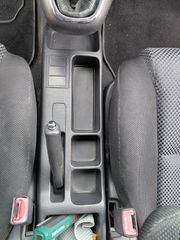 Toyota Corolla Verso 2002-thumb-23