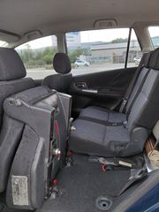 Toyota Corolla Verso 2002-thumb-27