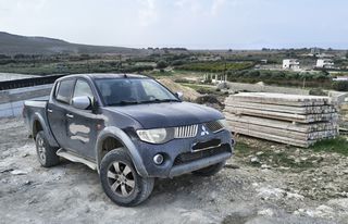 Mitsubishi L200 2010