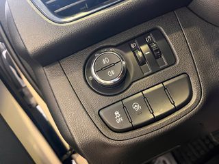 Opel Karl 2017 automatic  13.000km-thumb-11