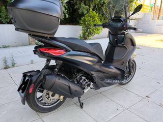Piaggio Beverly 300i 2022 Sport-thumb-6