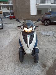 Piaggio MP3 300 LT 2011