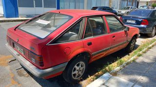 Opel Ascona 1981 1300-thumb-6