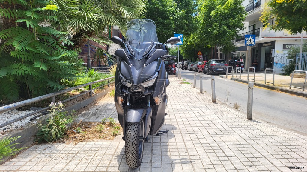 Yamaha XMAX 300 2021