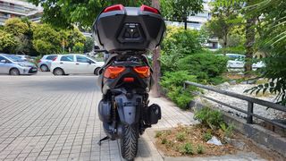 Yamaha XMAX 300 2021-thumb-2