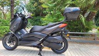 Yamaha XMAX 300 2021-thumb-10
