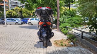 Yamaha XMAX 300 2021-thumb-31
