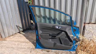 Ford fiesta 08-17-thumb-1
