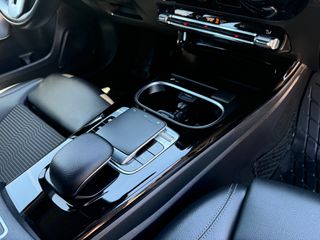 Mercedes-Benz A 200 2020-thumb-49