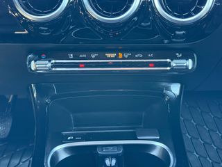 Mercedes-Benz A 200 2020-thumb-47
