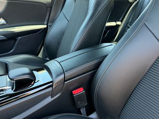 Mercedes-Benz A 200 2020-thumb-51