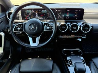 Mercedes-Benz A 200 2020-thumb-26