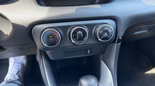 Toyota Yaris 2023 1500cc ACTIVE 125HP ΑΥΤΟΜΑΤΟ ΕΛΛΗΝΙΚΗΣ ΑΝΤΙΠΡΟΣΩΠΕΙΑΣ-thumb-30