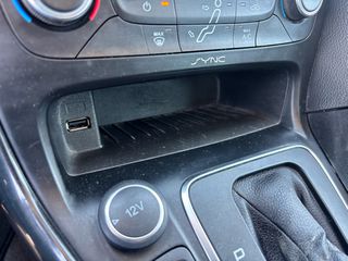 Ford Focus 2015 TDCi TITANIUM AUTOMATIC-thumb-23