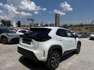 Toyota Yaris Cross 2026 1.5L  130HP  STYLE  ΕΤΟΙΜΟΠΑΡΑΔΟΤΟ+ΔΩΡΟ ΑΣΦΑΛΕΙΑ+SERVICE-thumb-4