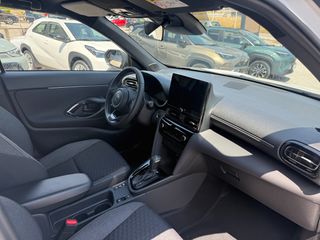 Toyota Yaris Cross 2026 1.5L  130HP  STYLE  ΕΤΟΙΜΟΠΑΡΑΔΟΤΟ+ΔΩΡΟ ΑΣΦΑΛΕΙΑ+SERVICE-thumb-10