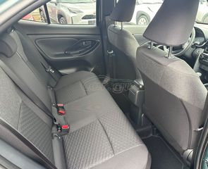 Toyota Yaris Cross 2026 1.5L  130HP  STYLE  ΕΤΟΙΜΟΠΑΡΑΔΟΤΟ+ΔΩΡΟ ΑΣΦΑΛΕΙΑ+SERVICE-thumb-12