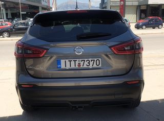 Nissan Qashqai 2018-thumb-12