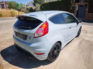 Ford Fiesta 2016 ST200-thumb-8