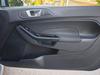 Ford Fiesta 2016 ST200-thumb-40