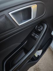 Ford Fiesta 2016 ST200-thumb-18