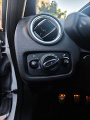 Ford Fiesta 2016 ST200-thumb-20