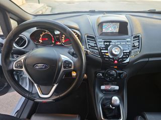 Ford Fiesta 2016 ST200-thumb-23