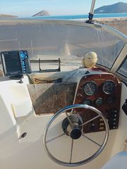Ahellas 2002 cabin-thumb-1