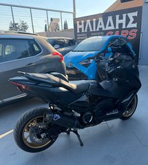 Yamaha T-MAX 560 2022 TECH MAX-thumb-6