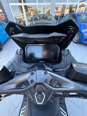 Yamaha T-MAX 560 2022 TECH MAX-thumb-13