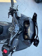 Yamaha T-MAX 560 2022 TECH MAX-thumb-18