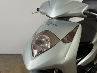 Honda Dylan 150 2008-thumb-6